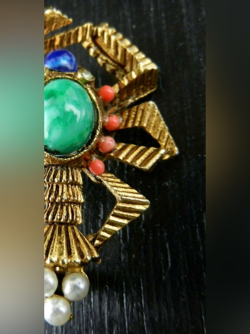 Vintage 1950s Egypt Scarab Beetle Etched Gold Brooch Pearl Stone Gem Lobster Pin - Picture 2 of 10